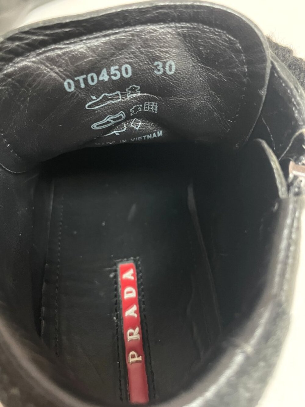 Prada Girls Black Leather Sneakers Low Top 12 - Picture 8 of 10